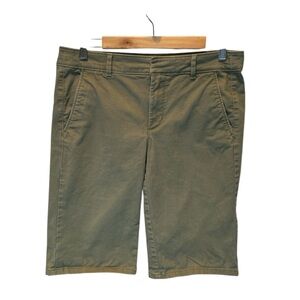 Loft Khaki Green Women’s Shorts Sz 6